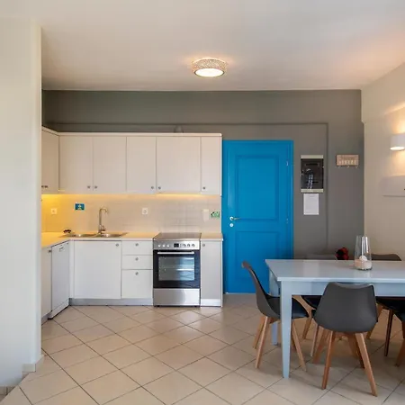 Splash With Amazing Sea Views In Casa vacanze Piso Livadi