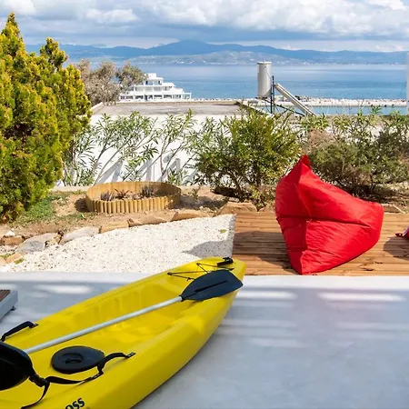 Splash With Amazing Sea Views In 펜션